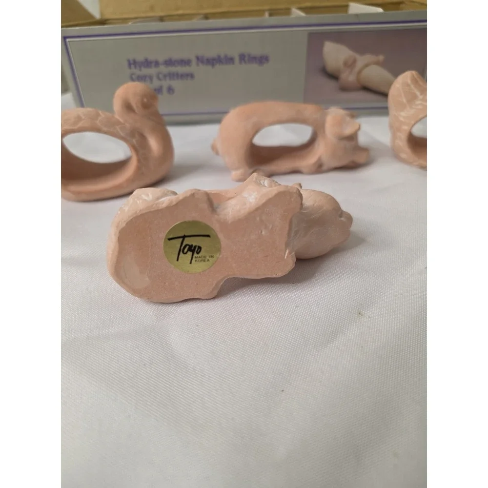 COZY CRITTERS HYDRA-STONE NAPKIN RINGS SET OF 6 TOYO KOREA ANIMALS PETS IN BOX
